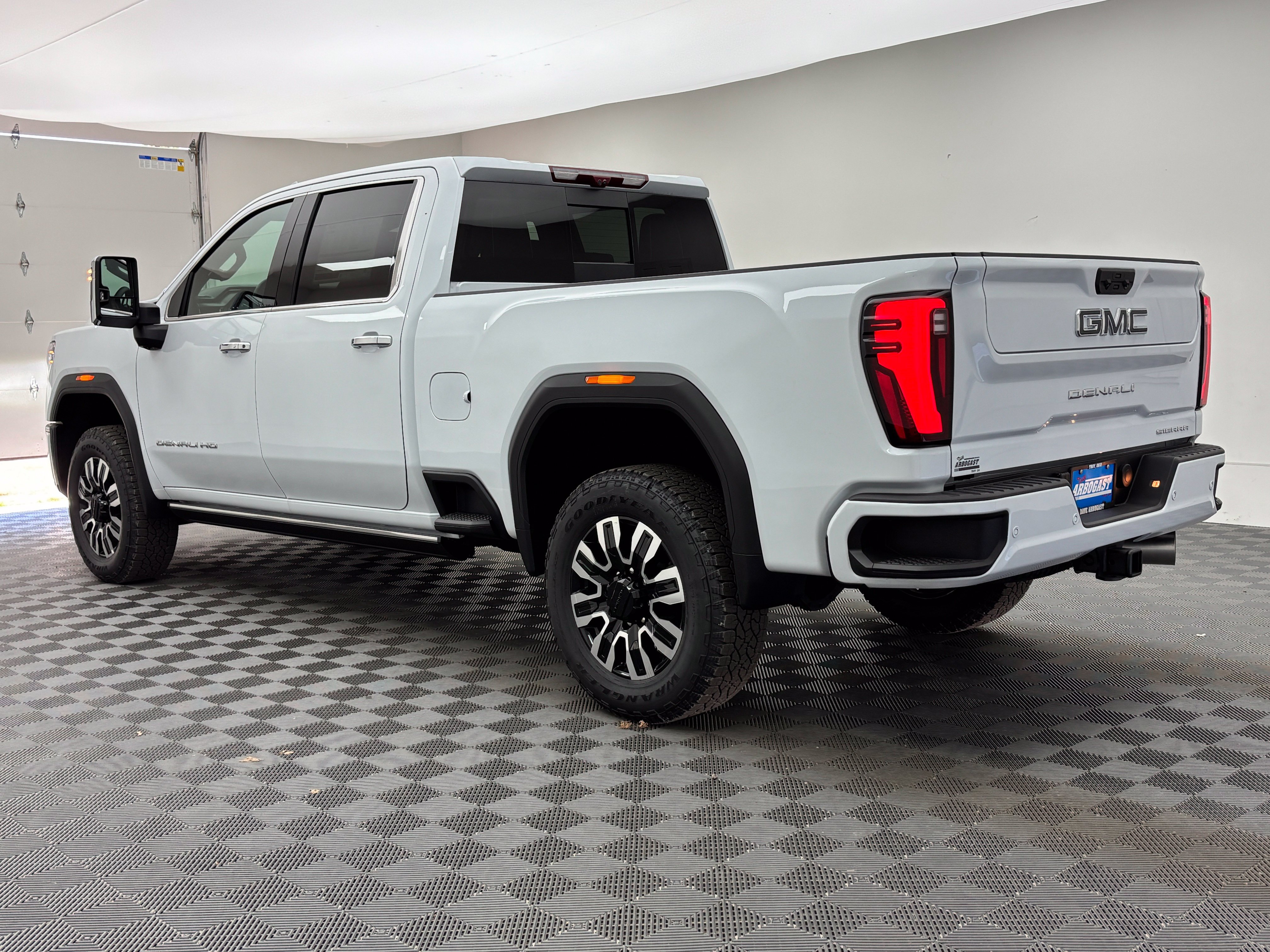New 2026 GMC Sierra 2500 Denali Ultimate AWD/4WD image 15