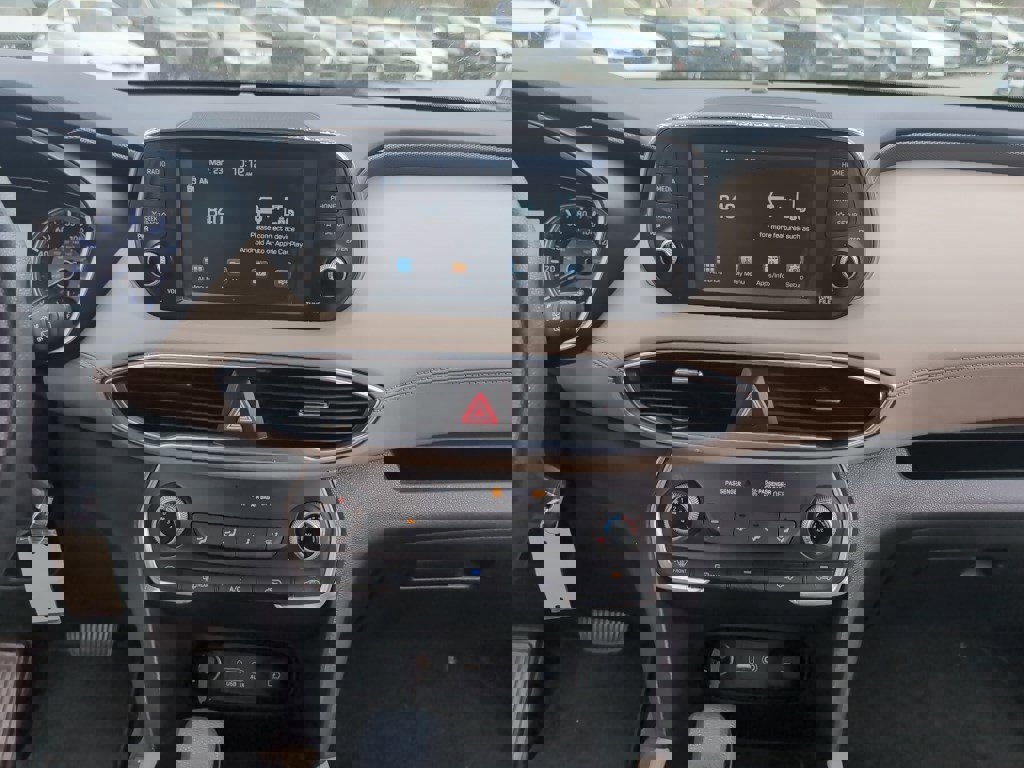 Used 2019 Hyundai Santa Fe SE image 16