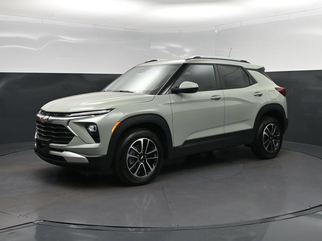 New 2026 Chevrolet TrailBlazer LT w/ Driver Confidence Package FWD image 3