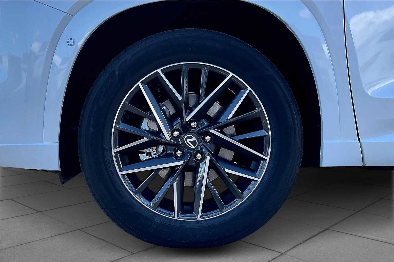 New 2026 Lexus TX 350 AWD image 11