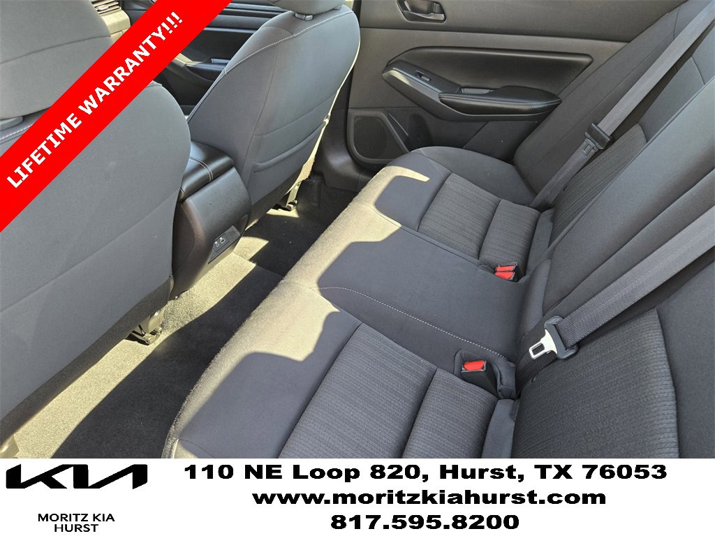 Used 2024 Nissan Altima 2.5 SV image 29