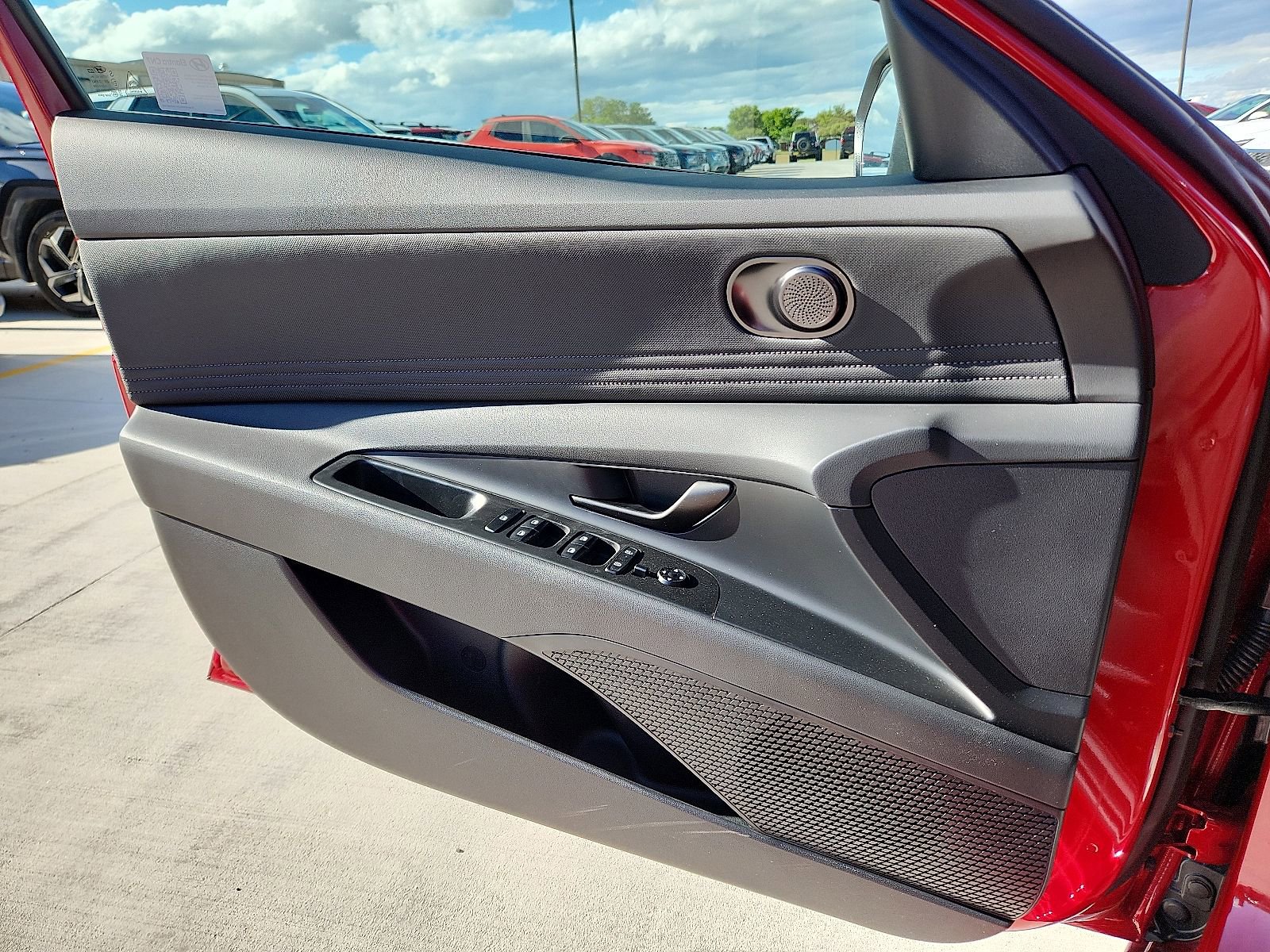 New 2025 Hyundai Elantra Sport image 12