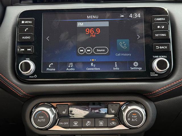 New 2025 Nissan Versa SR w/ Trunk Package FWD image 27