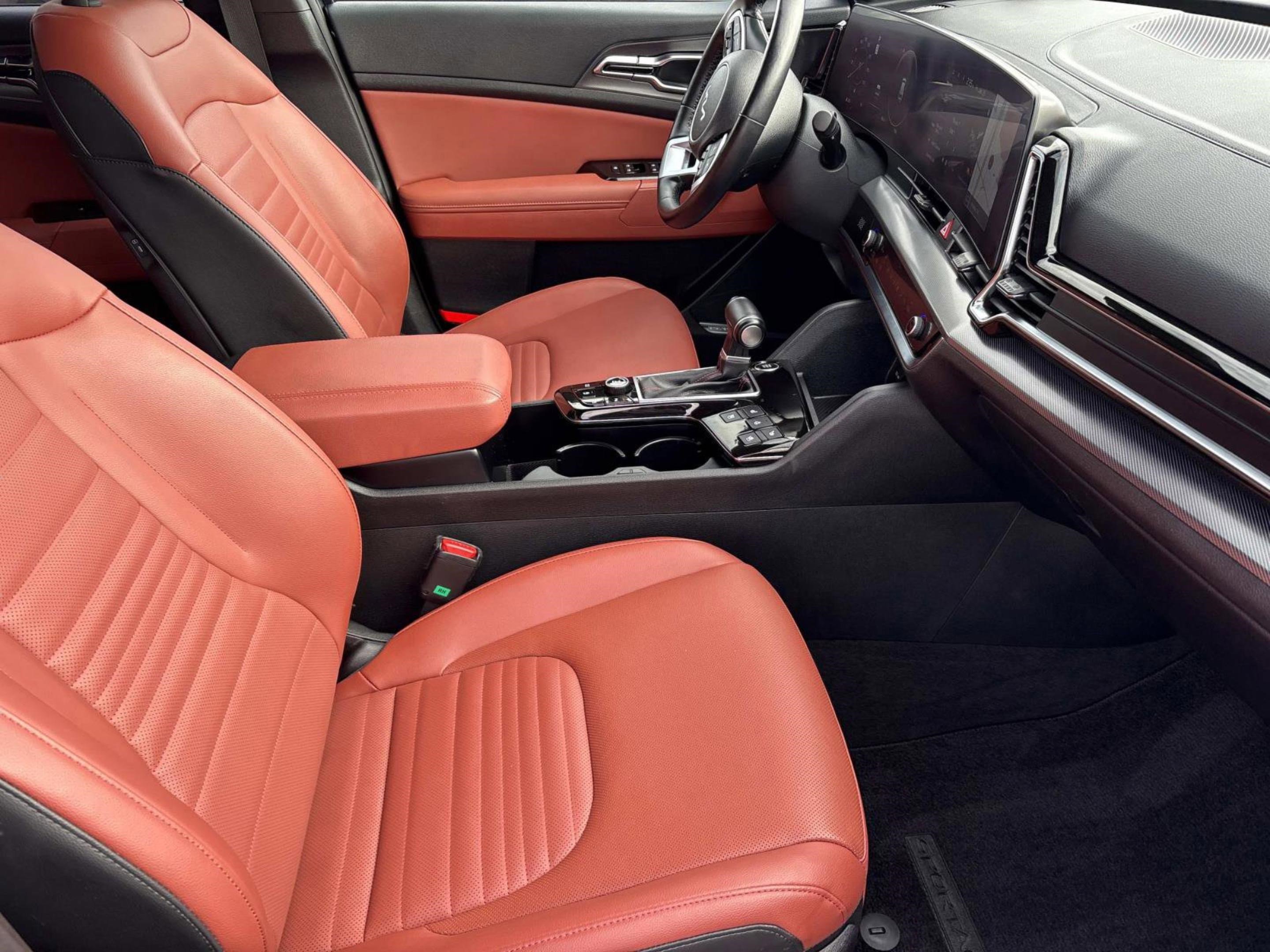 Used 2023 Kia Sportage SX image 21