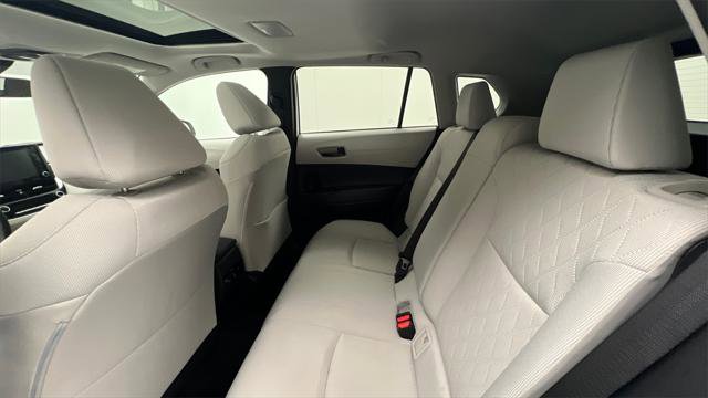 Certified 2022 Toyota Corolla Cross LE image 10