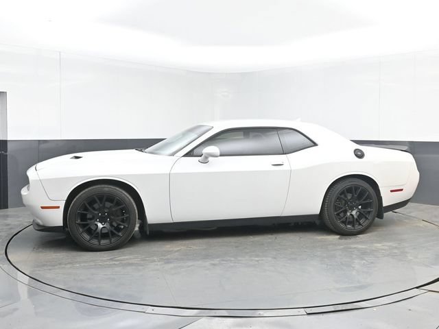 Used 2015 Dodge Challenger SXT Plus RWD image 11
