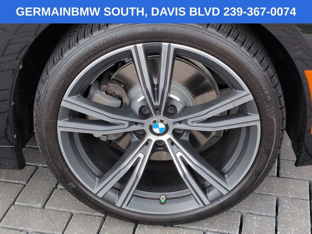Used 2024 BMW 330i xDrive Sedan AWD/4WD image 12