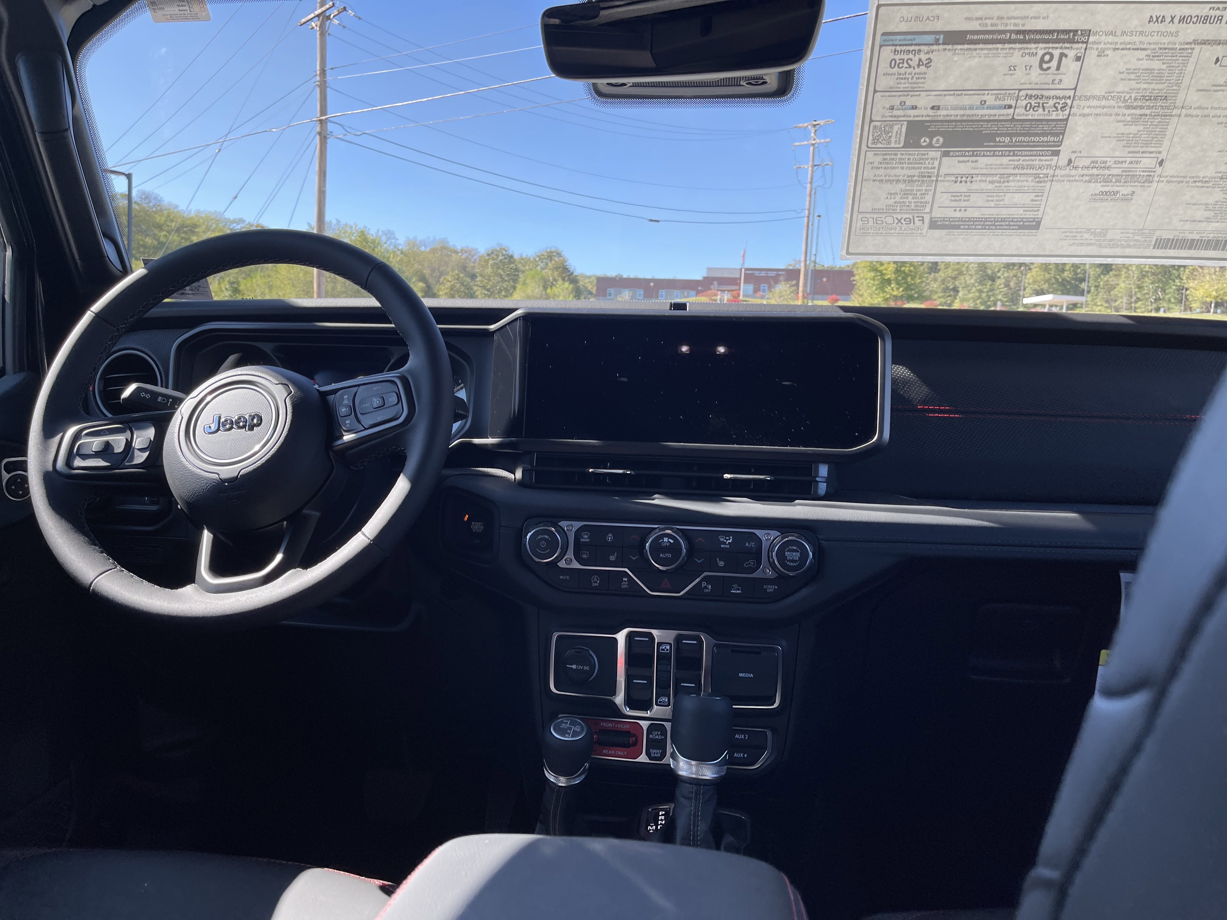 New 2025 Jeep Gladiator Rubicon image 17