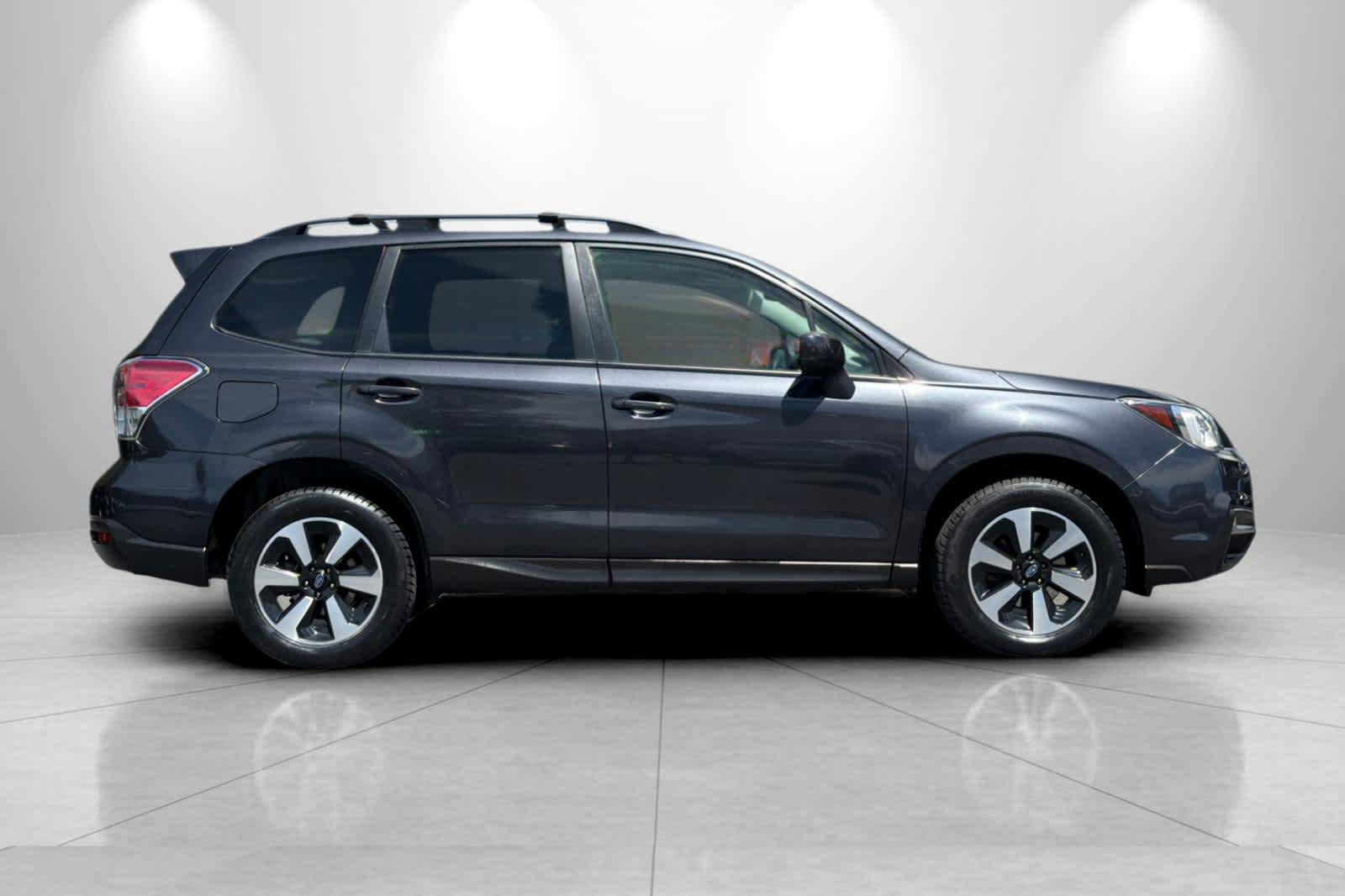 Used 2018 Subaru Forester 2.5i Premium w/ Popular Package #2A AWD/4WD image 8