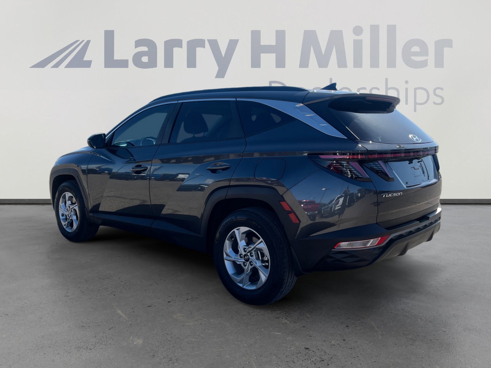 Used 2023 Hyundai Tucson SEL AWD/4WD image 3
