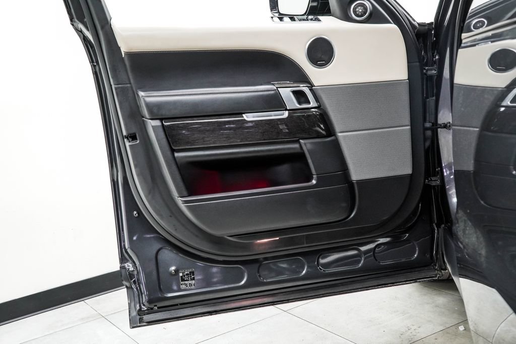 Used 2020 Land Rover Range Rover Sport Autobiography image 38