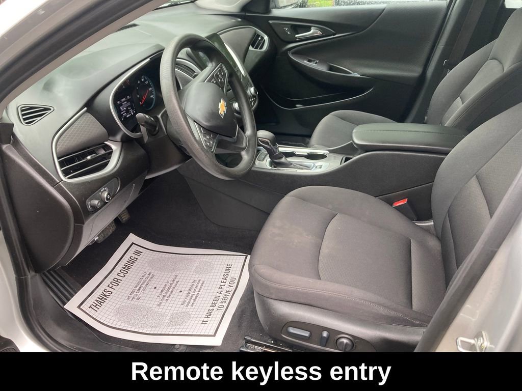 Used 2022 Chevrolet Malibu LT image 12