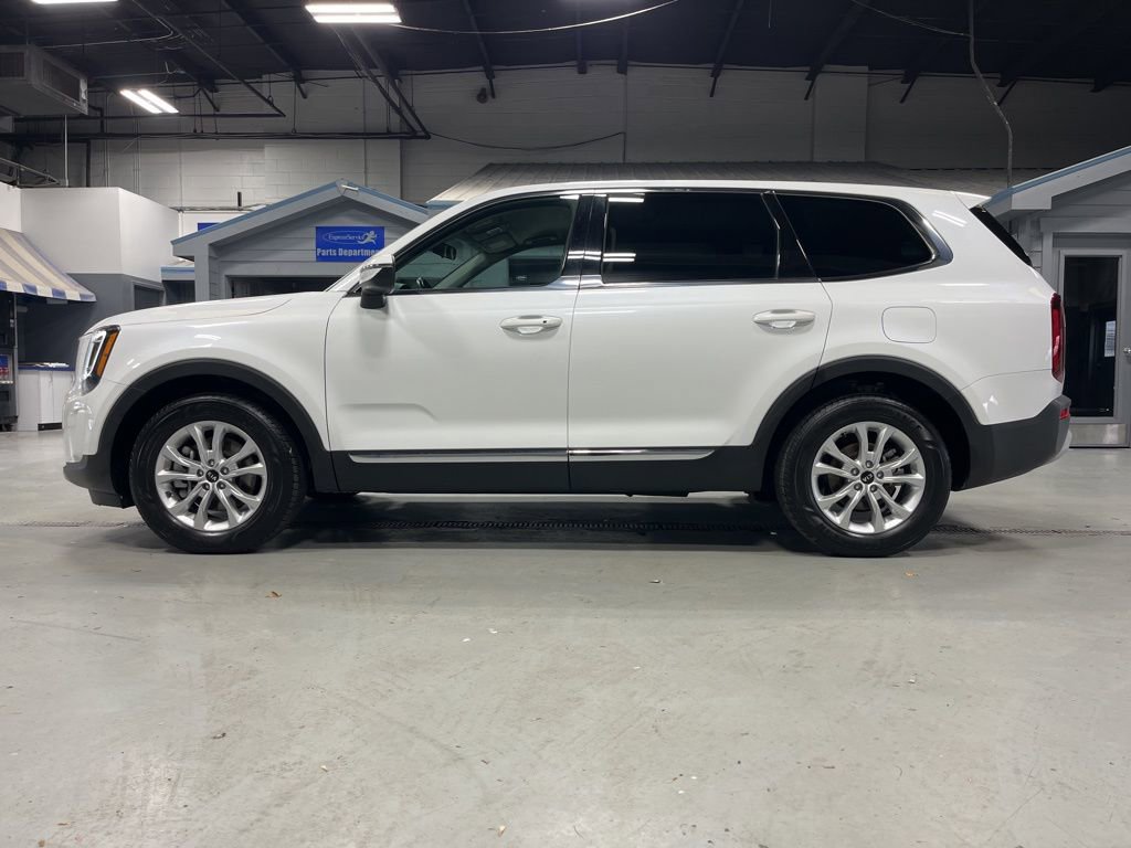 Used 2020 Kia Telluride LX image 4