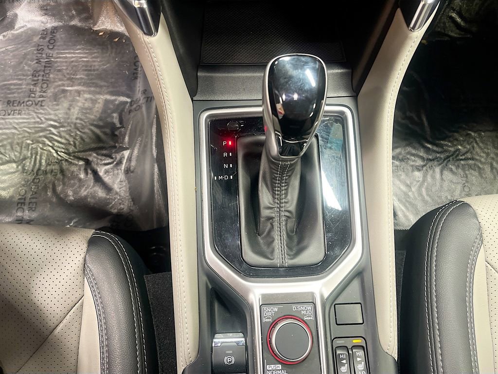 Used 2024 Subaru Forester Limited image 17