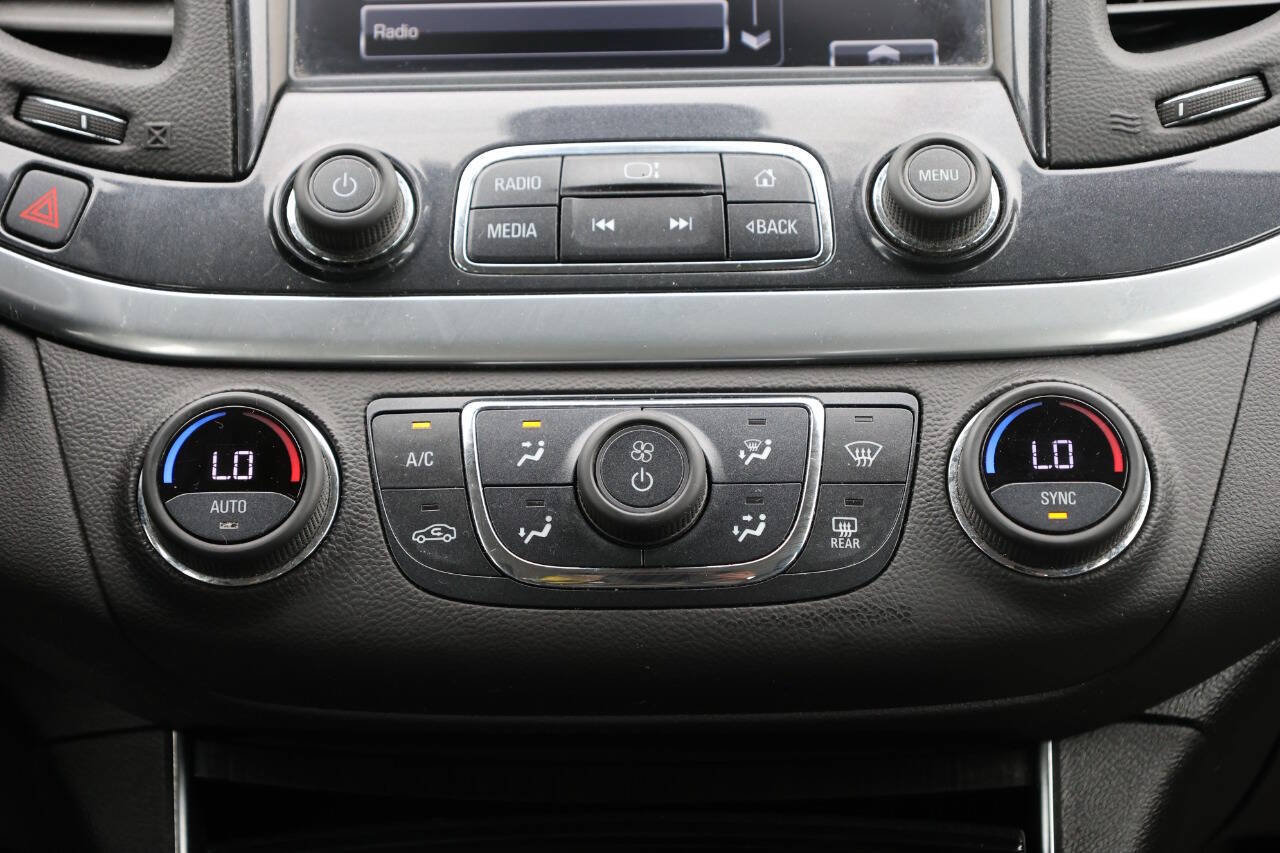 Used 2020 Chevrolet Impala LT w/ LT Convenience Package FWD image 21