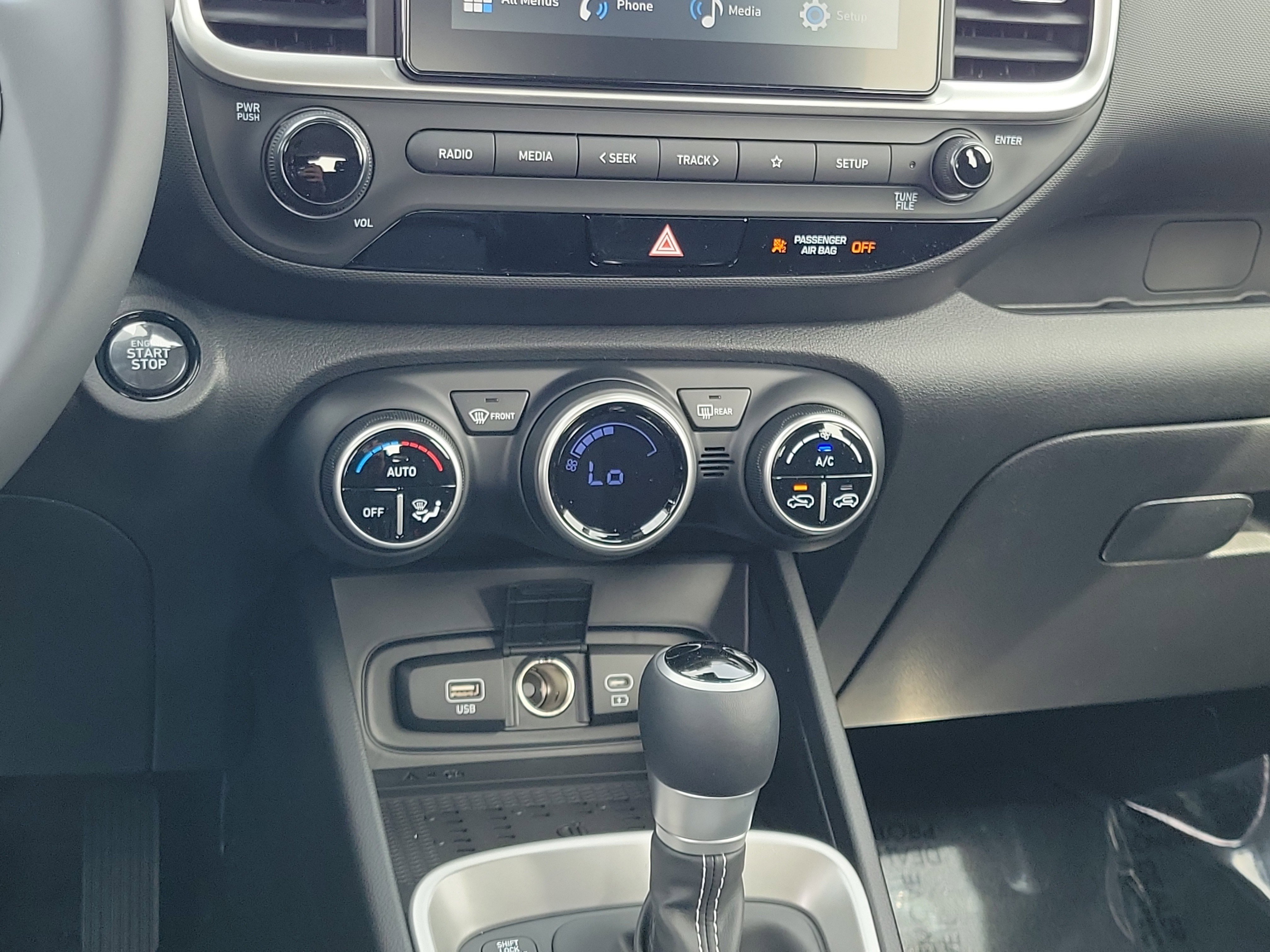 New 2026 Hyundai Venue SEL FWD image 11