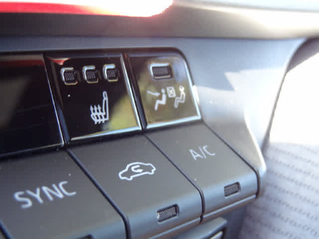 Used 2026 Toyota Camry SE w/ Convenience Package AWD/4WD image 17