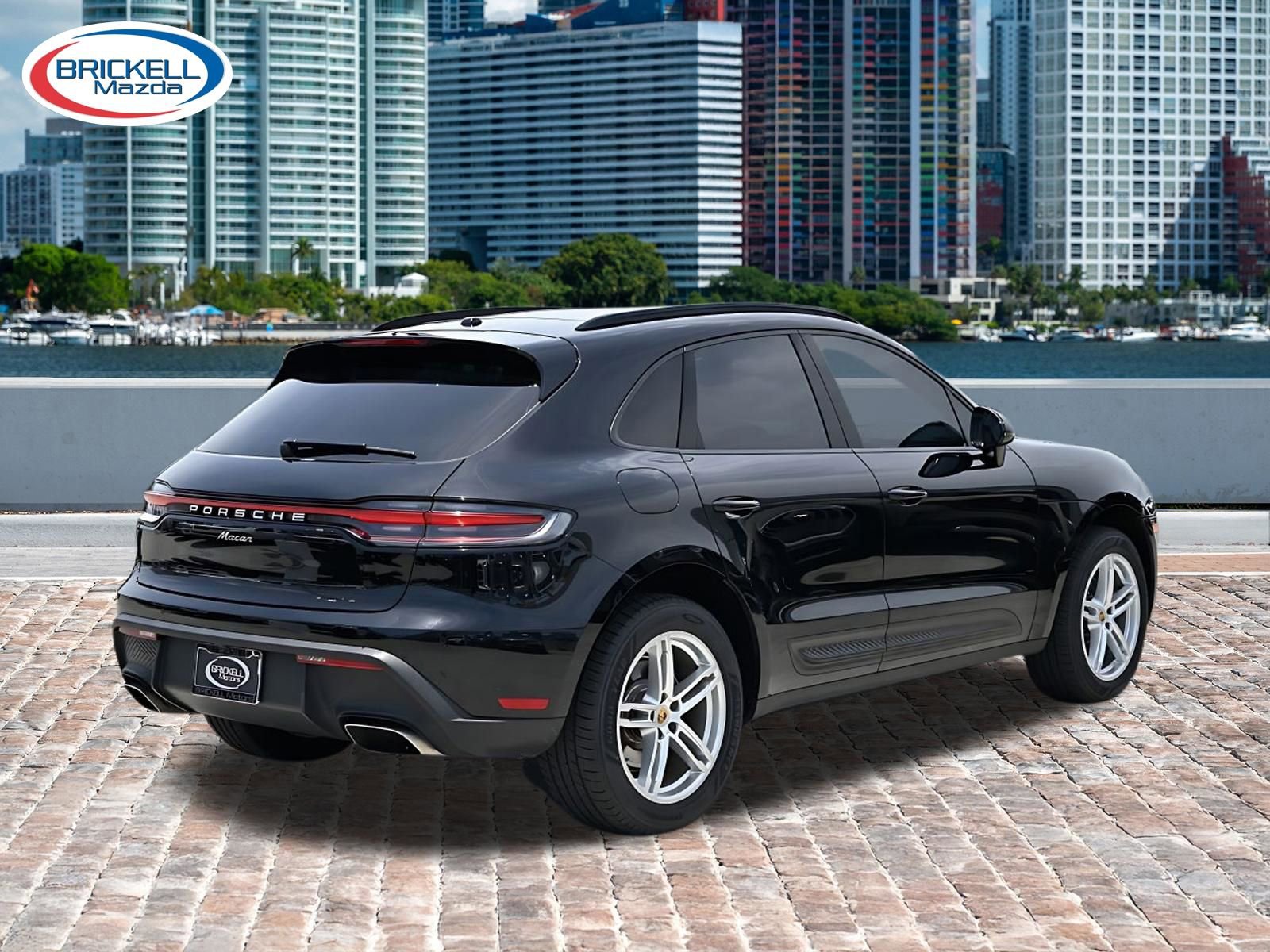 Used 2023 Porsche Macan AWD/4WD image 5
