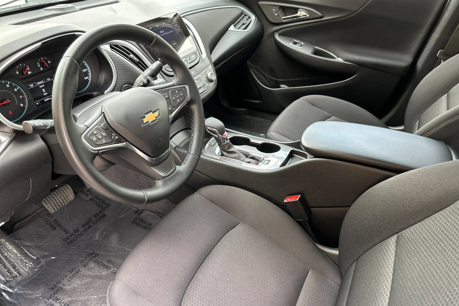 Used 2025 Chevrolet Malibu RS FWD image 10