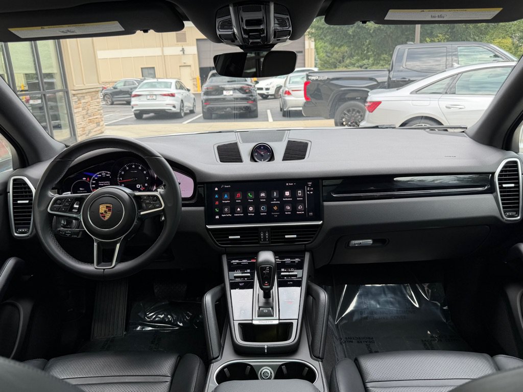 Used 2023 Porsche Cayenne AWD/4WD image 88