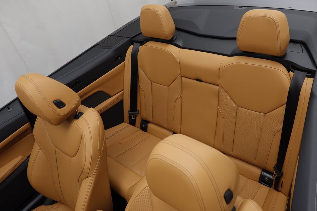 New 2026 BMW 440i xDrive Convertible w/ Premium Package image 13