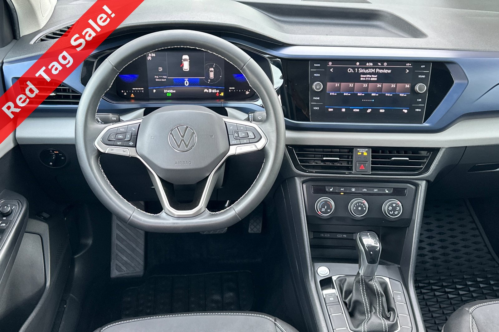 Certified 2022 Volkswagen Taos SE w/ Panoramic Sunroof Package image 15