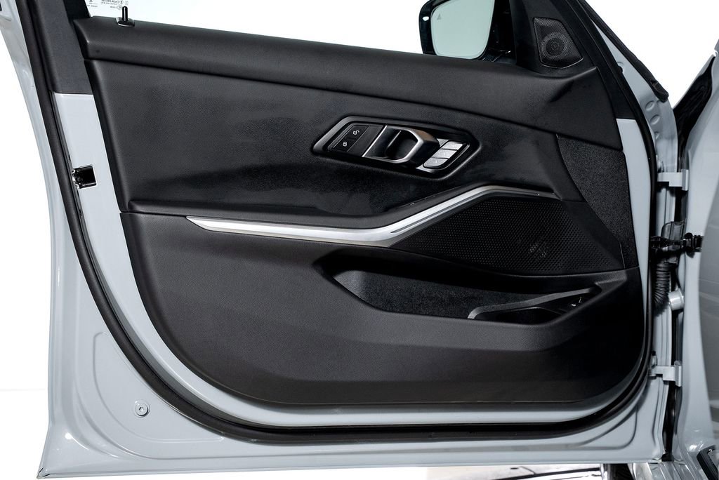 Used 2024 BMW M340i xDrive w/ Driving Assistance Package image 57