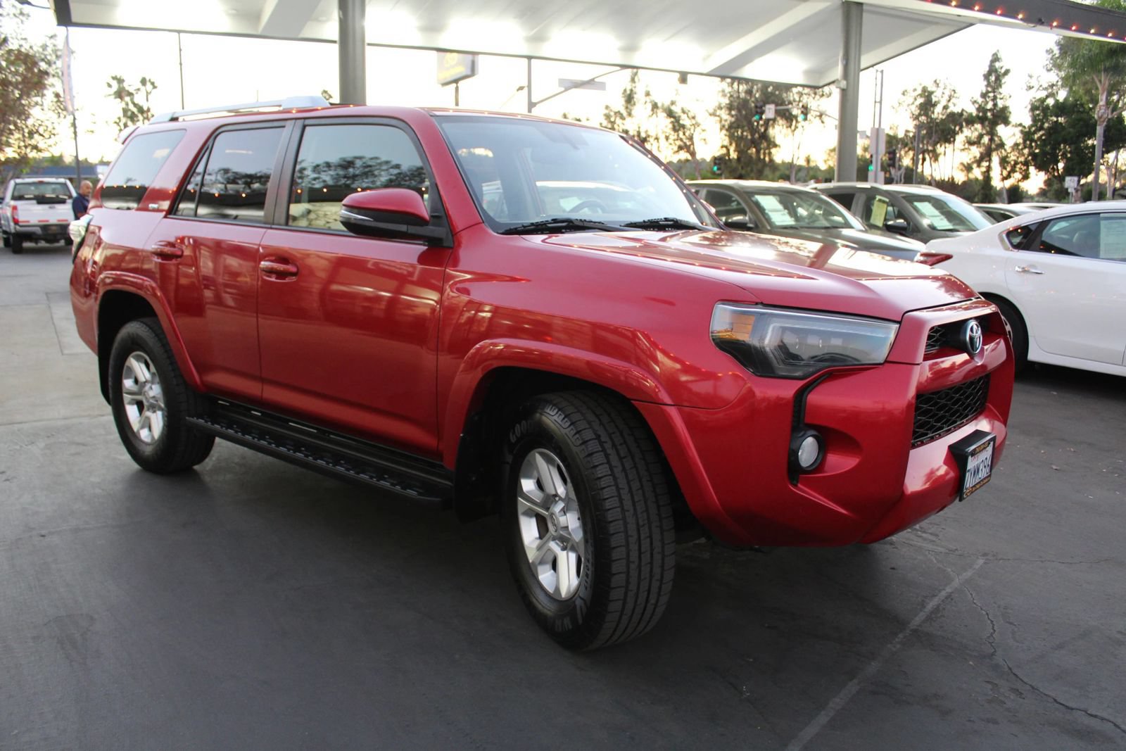 Used 2017 Toyota 4Runner SR5 Premium RWD image 7