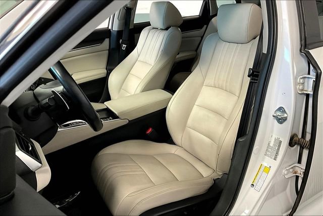 Used 2022 Honda Accord Touring image 25