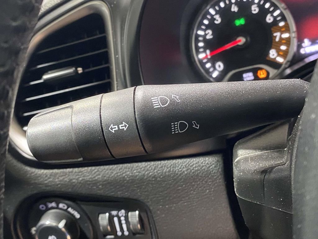 Used 2021 Jeep Renegade Limited w/ Trailer Tow Group AWD/4WD image 24