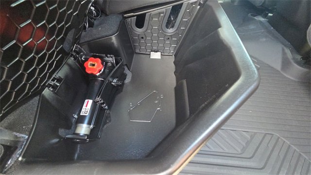 New 2025 GMC Sierra 2500 AT4X w/ AT4X AEV Edition image 17