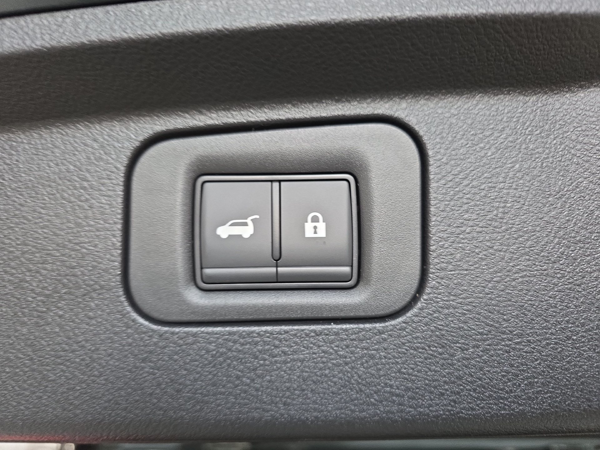New 2026 Nissan Armada SL w/ Captain's Chari Seat Package AWD/4WD image 13