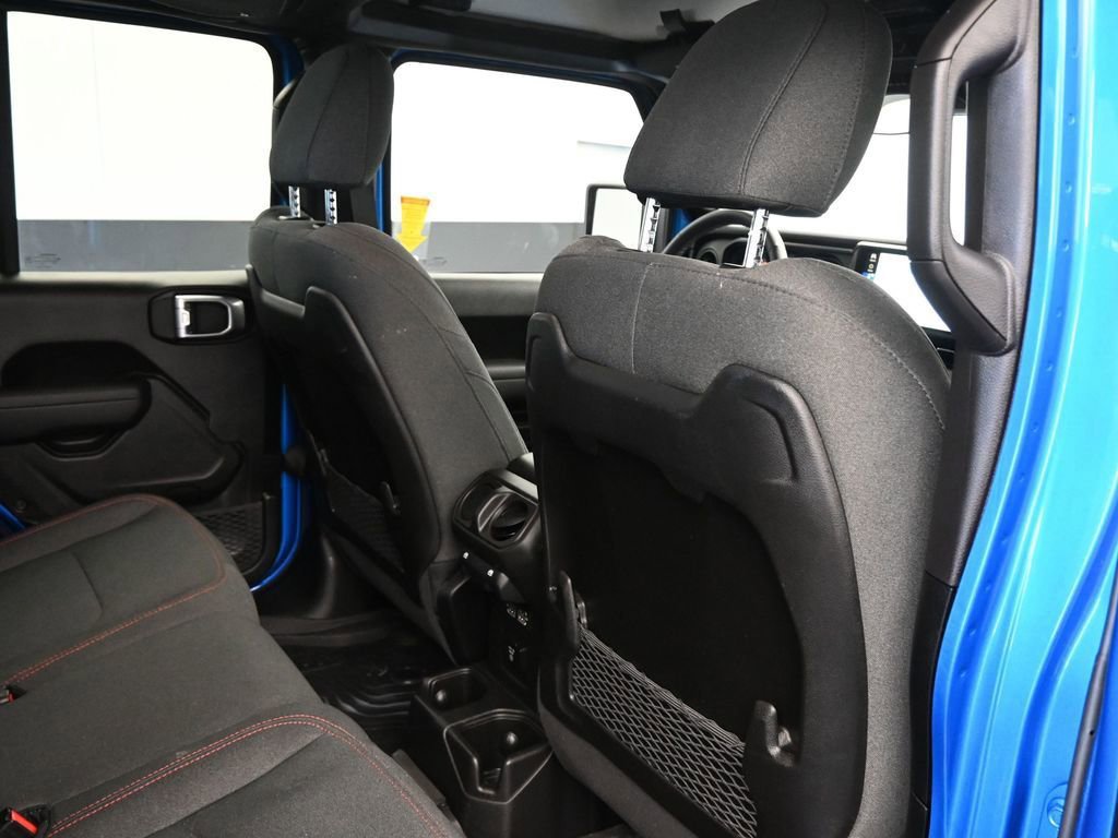Used 2025 Jeep Gladiator Rubicon image 16