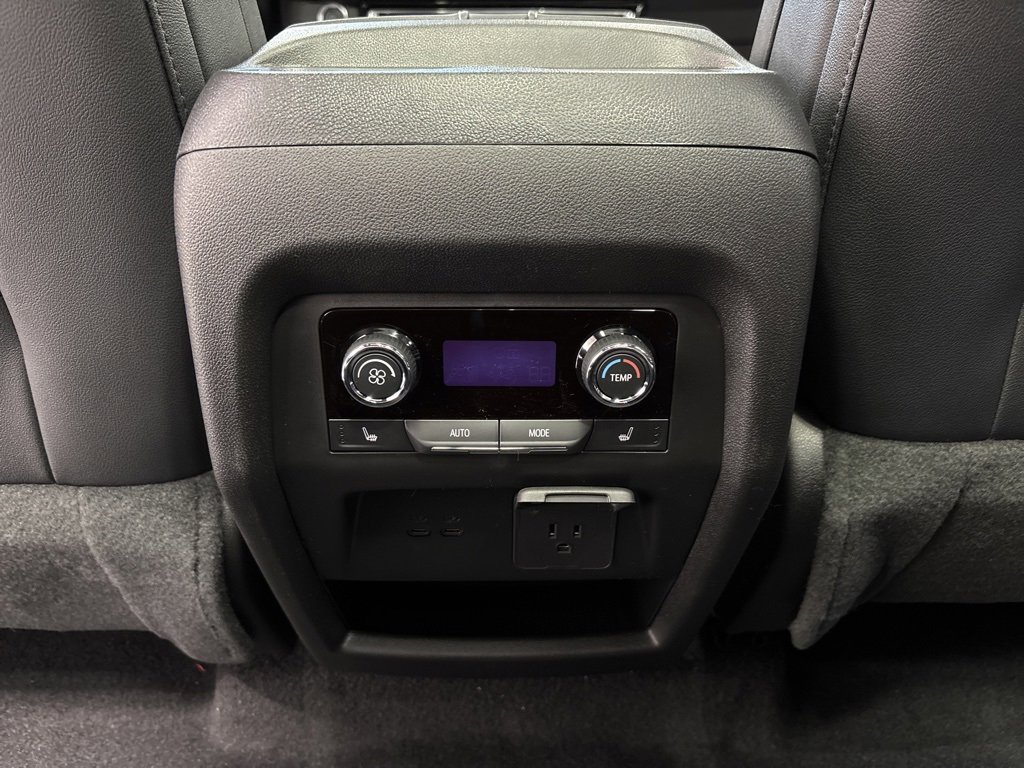 New 2026 Chevrolet Traverse RS image 36