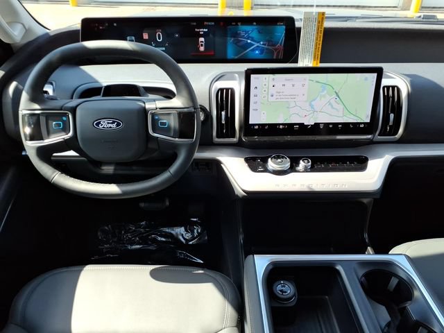 New 2027 Ford Expedition Active AWD/4WD image 14