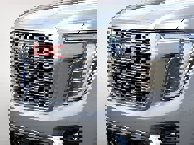 New 2026 GMC Yukon Denali image 13