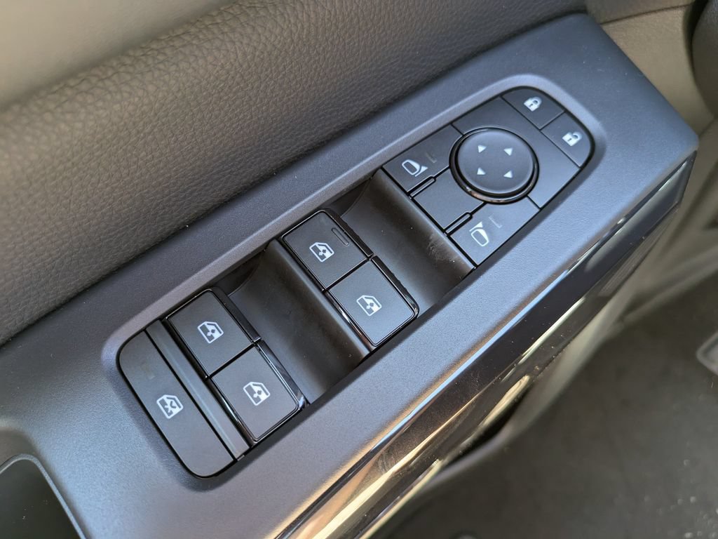 New 2026 Nissan Pathfinder SV FWD image 23