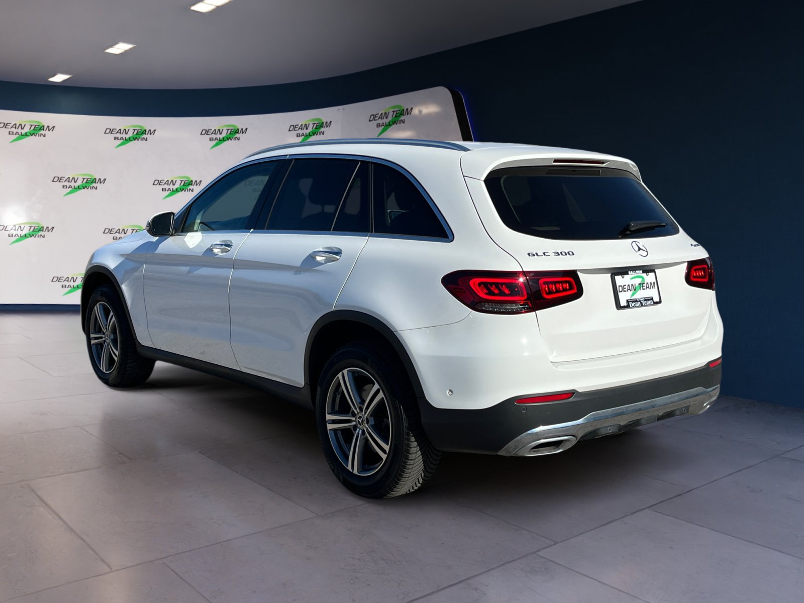 Used 2022 Mercedes-Benz GLC 300 4MATIC image 6