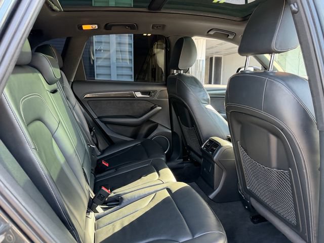 Used 2017 Audi SQ5 Premium Plus w/ Technology Package AWD/4WD image 15