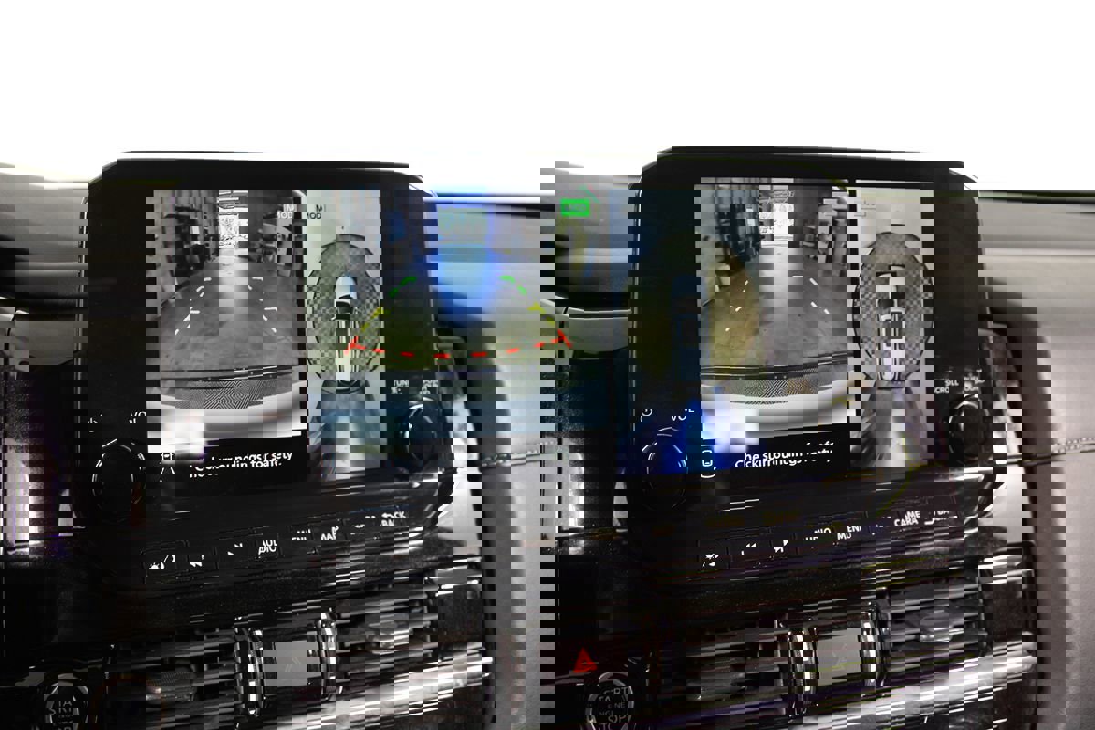 Used 2023 Nissan Pathfinder SL image 9