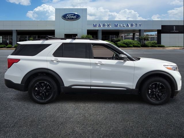 Certified 2022 Ford Explorer XLT w/ Equipment Group 202A AWD/4WD image 6