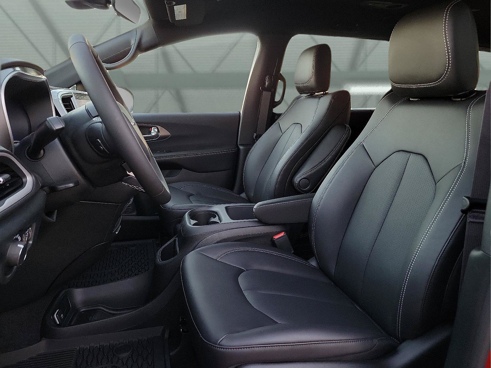 New 2026 Chrysler Voyager LX FWD image 11