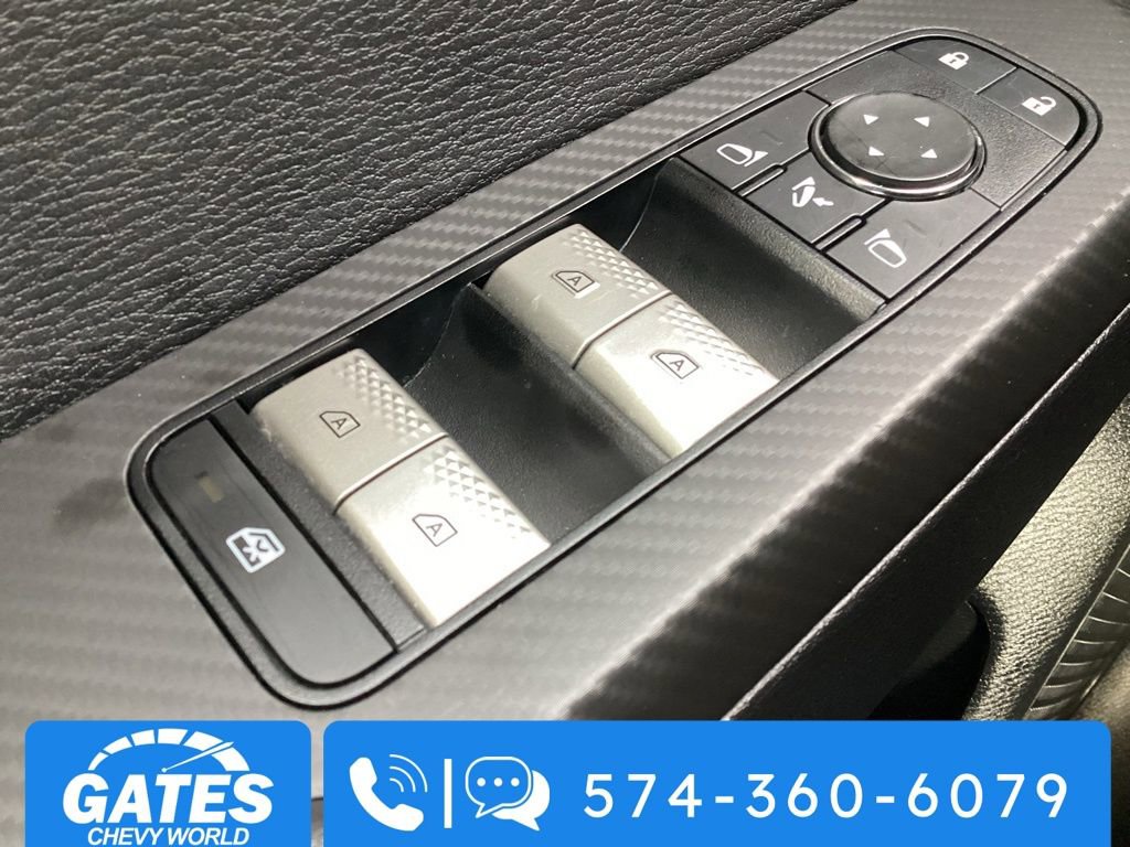 Used 2025 Mitsubishi Outlander SE image 26