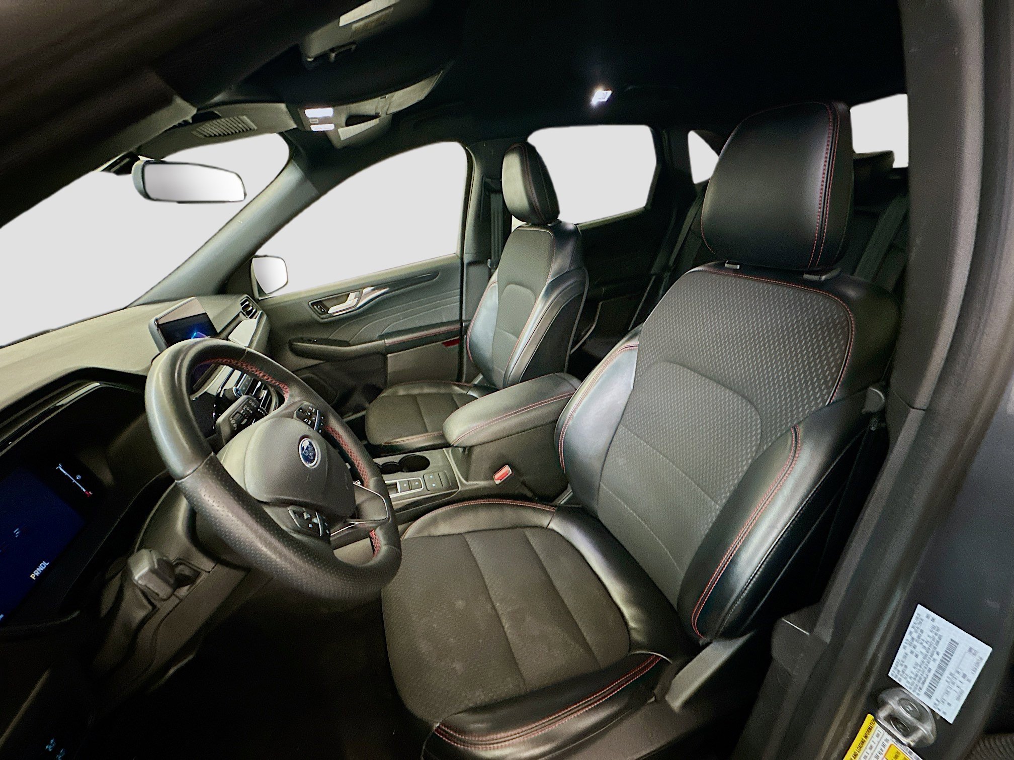 Used 2024 Ford Escape ST-Line image 13