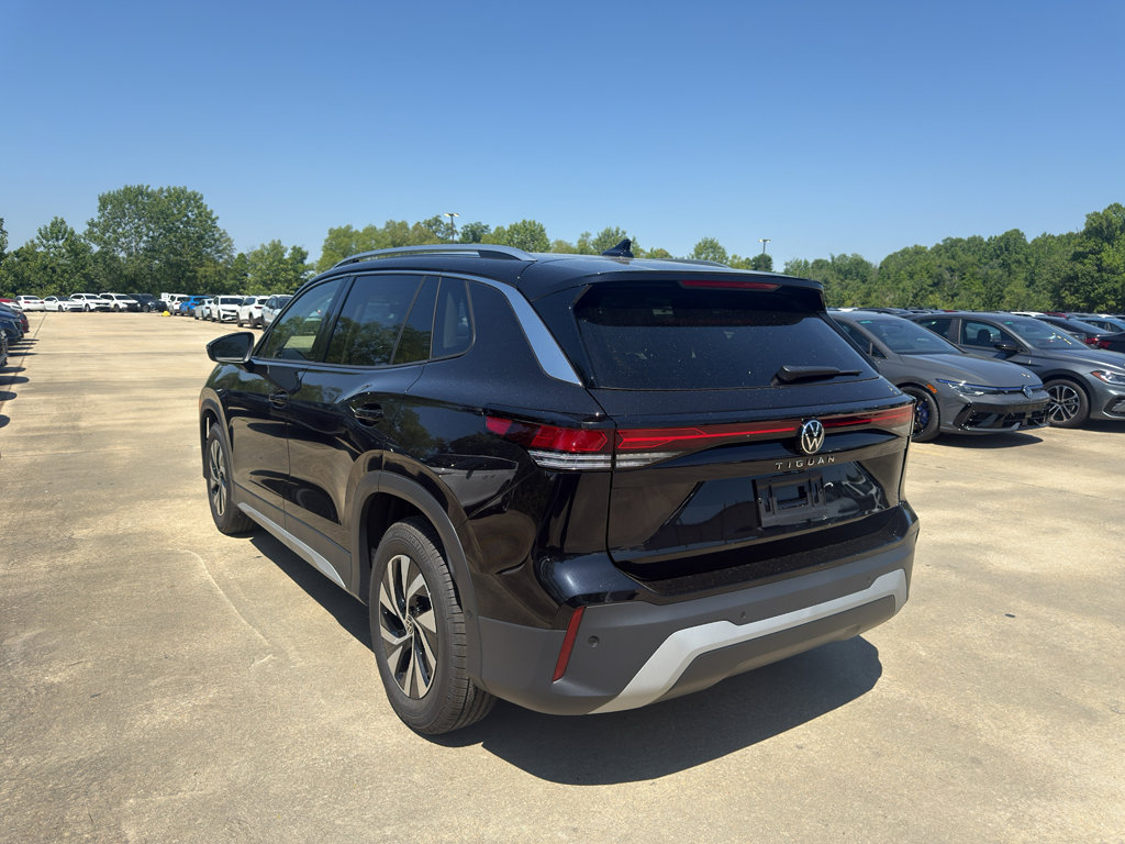 New 2026 Volkswagen Tiguan S FWD image 7