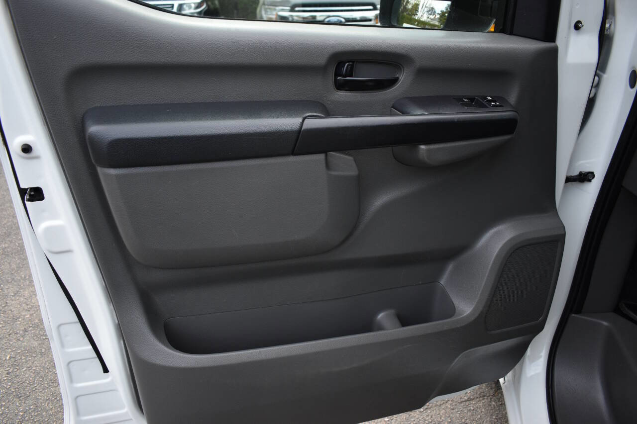 Used 2018 Nissan NV 1500 SV w/ Navigation Package image 16