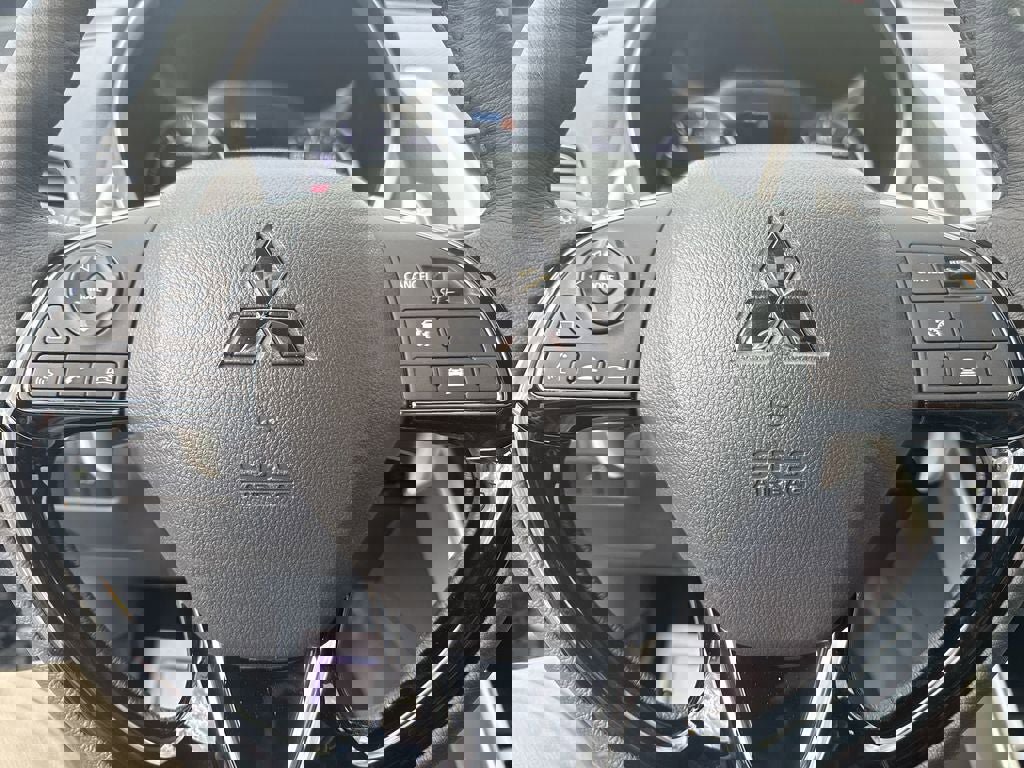 New 2025 Mitsubishi Eclipse Cross SEL image 17