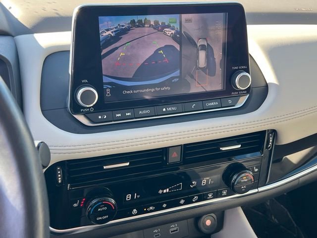 Used 2023 Nissan Rogue SL image 25
