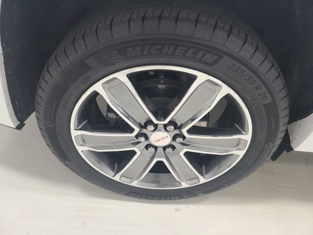 Used 2019 GMC Acadia Denali w/ LPO, Cargo Package AWD/4WD image 37