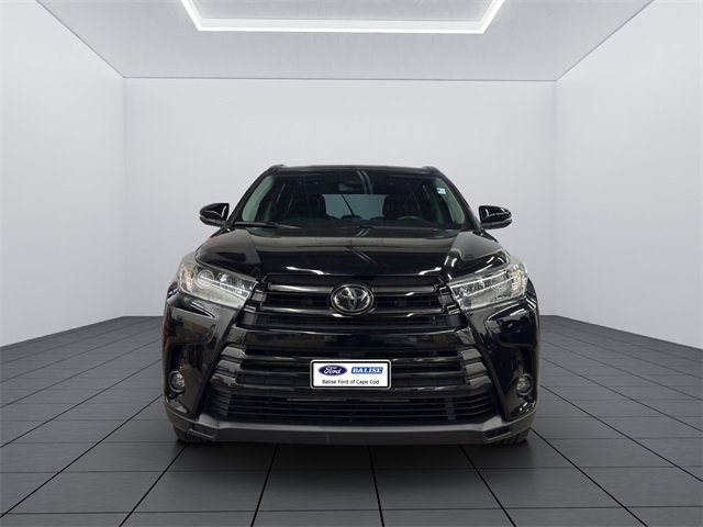 Used 2019 Toyota Highlander SE image 1